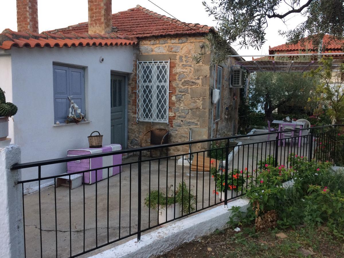 Stam House Vila Leonídion Exterior foto